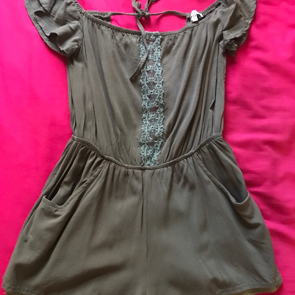 Army green romper